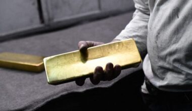 Escroc et faux conseiller bancaire, il soutire cartes, codes et un lingot d’or à des personnes âgées