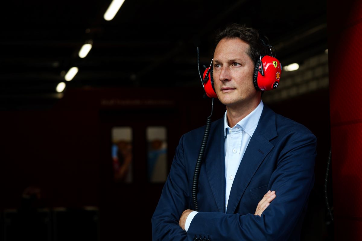 John Elkann s’exprime après la prolongation de Vasseur : « Ferrari veut gagner, a gagné et gagnera »