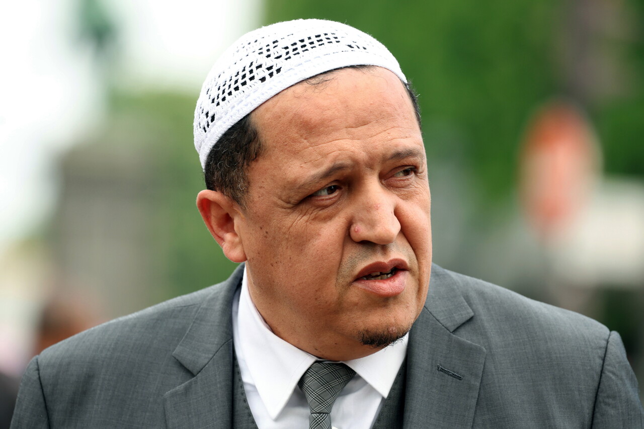 Visé par une "fatwa" de Rima Hassan, l'imam de Drancy Hassen Chalghoumi porte plainte contre l'eurodéputée LFI