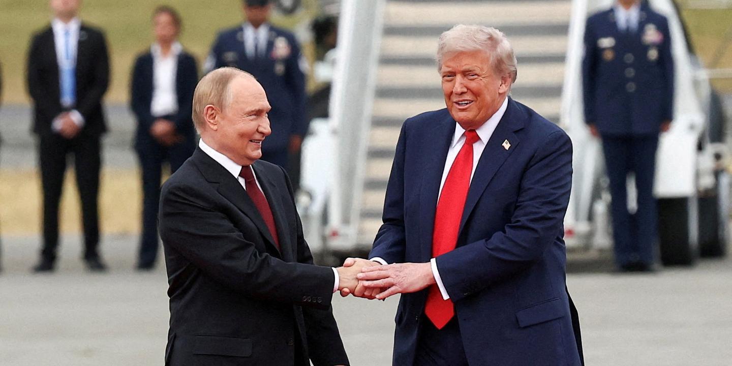 Trump affirme que Zelensky peut arrêter la guerre « presque immédiatement », et exclut une adhésion de Kiev à l’OTAN