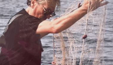 "Le sel, ça conserve, et puis mon petit verre de vin, midi et soir...": à 94 ans, Léon Doderot raconte sa vie de pêcheur au Brusc