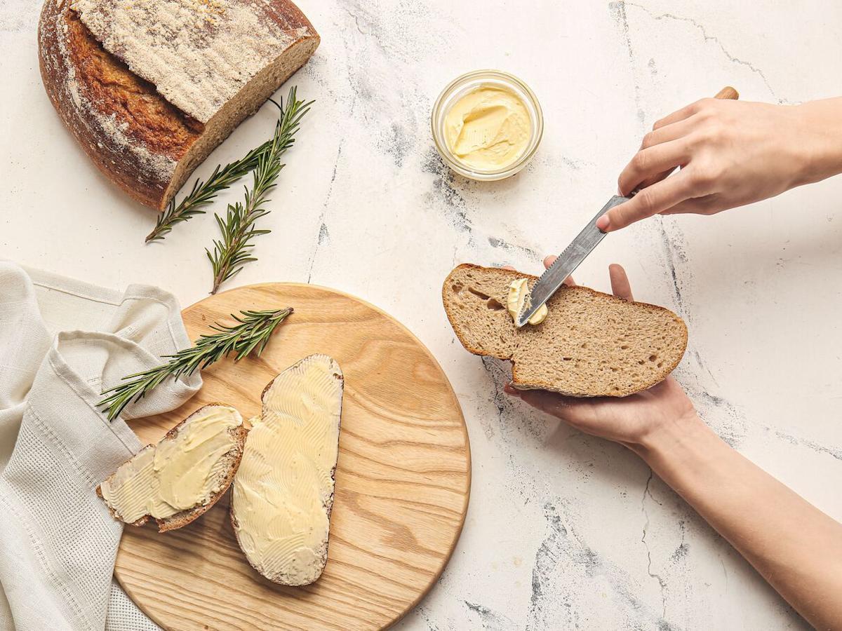 Cet aliment du petit-déjeuner est le "grand responsable du cholestérol", alerte une cardiologue