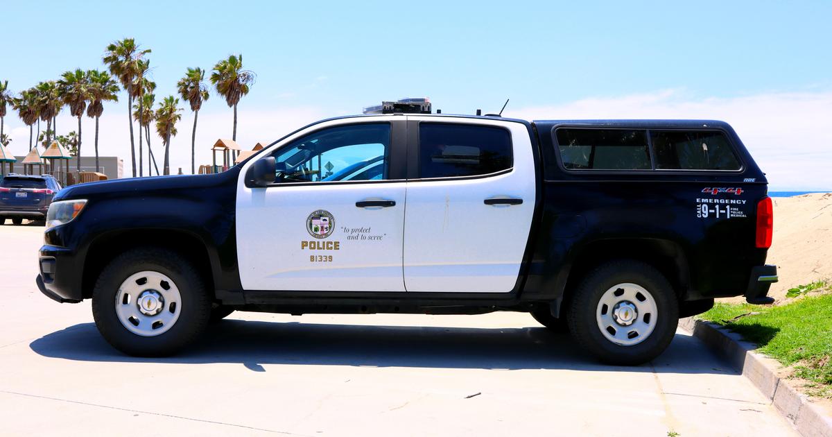 au moins deux morts et six blessés dans une fusillade en centre-ville de Los Angeles