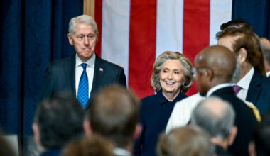 Bill et Hillary Clinton assignés à comparaître au Congrès dans l'affaire Epstein - 05/08/2025 à 19:58