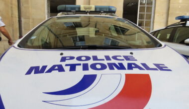 Près de Bordeaux, un individu escalade la façade d'une maison et s'introduit dans la chambre d'une adolescente