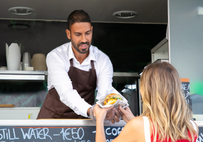 Appel à candidatures : Carros recherche deux Food-Trucks pour la période (…)