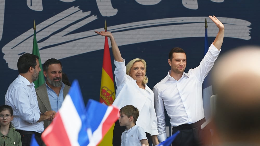 en cas de législatives, le RN largement en tête et un bloc perdrait beaucoup