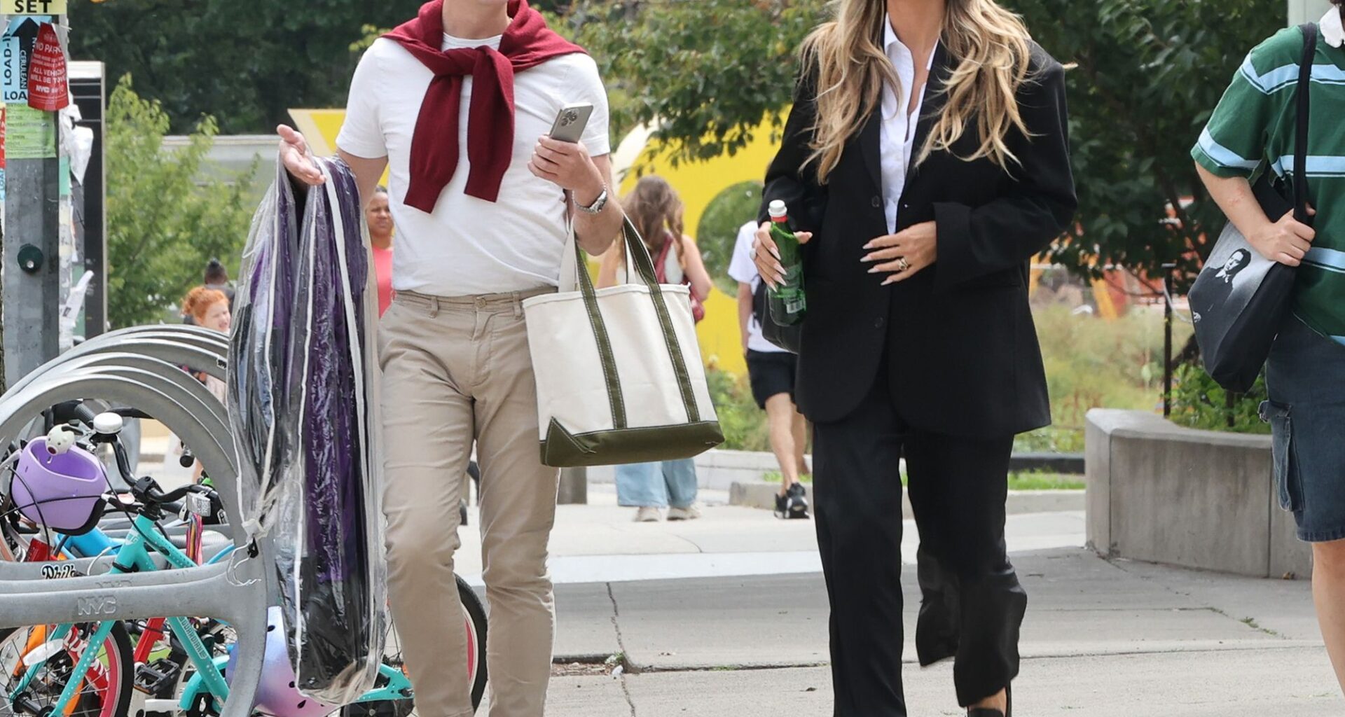 L’arrivée remarquée d’Heidi Klum sur le tournage du film « Le Diable s’habille en Prada 2 »