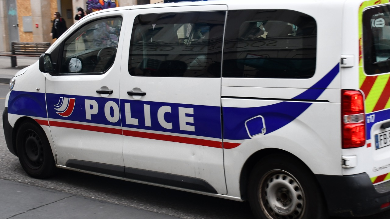 un cambrioleur de 14 ans récidive pour la quatrième fois en un mois