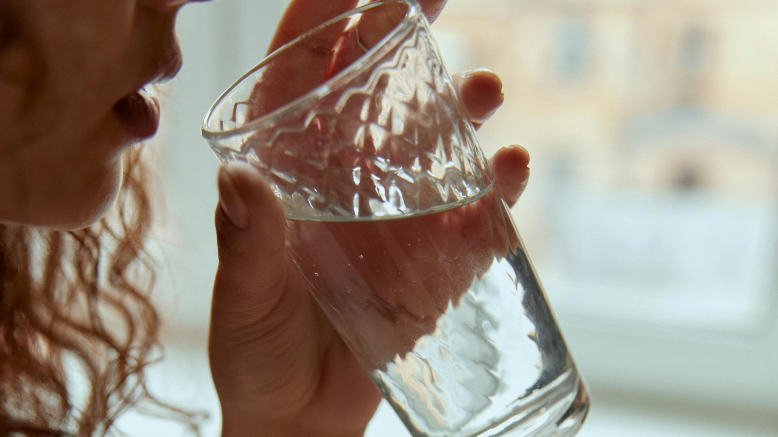 Cette habitude toute simple liée à l’hydratation peut affaiblir votre immunité sans que vous le sachiez