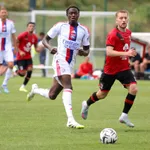 un indésirable lyonnais a une touche à l’étranger