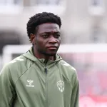 ASSE - Grenoble : deux joueurs en balance pour remplacer Ebenezer Annan