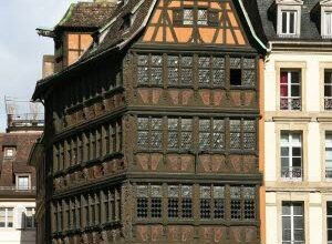 Illustration Strasbourg en façade: patrimoine, matériaux et identités urbaines