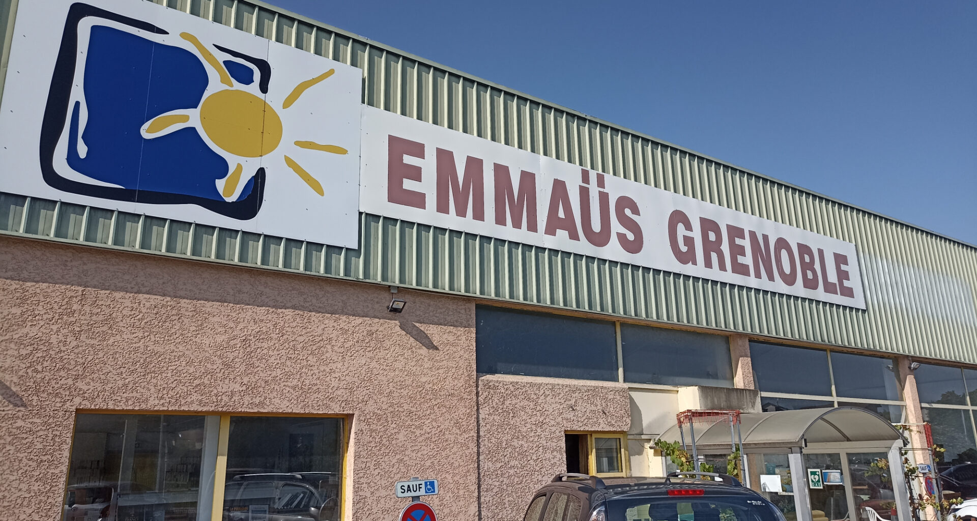 Vente d'électroménager reconditionné : Envie et Emmaüs Grenoble s'associent