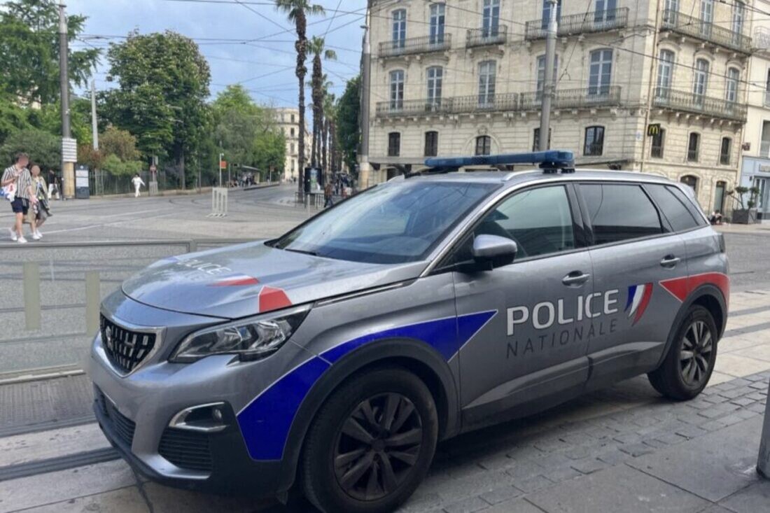 saisie de drogues et d’armes de guerre pour une valeur de plus de 2 millions d’euros