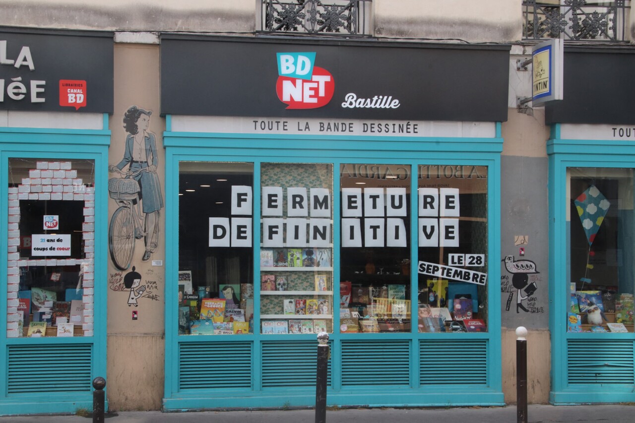 institution à Paris, la librairie BD Net Bastille va devenir une boutique de baskets