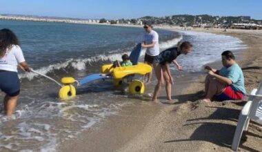 à Bonneveine, des baignades en toute sécurité pour les personnes en situation de handicap