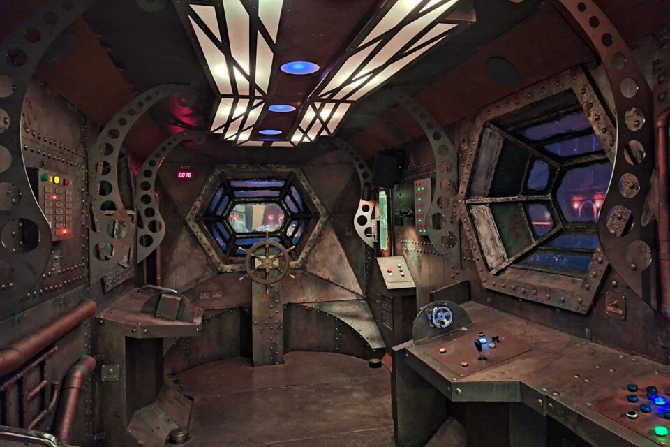 Dans le ventre du vaisseau.