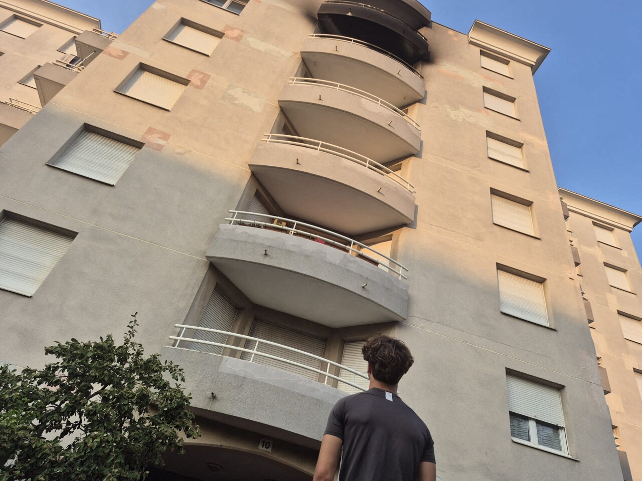 Près de Lyon. Corentin, 19 ans, sauve tous ses voisins d'un incendie : "C'est mon héros"