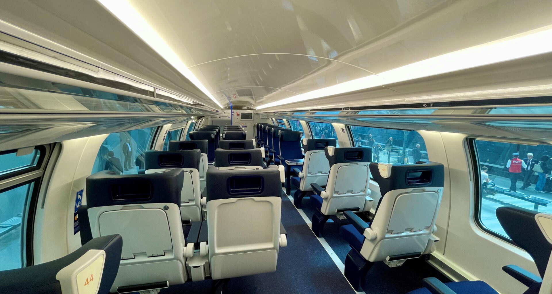 © A. Assante - Quel bilan après deux mois d'exploitation par Transdev d'une nouvelle offre ferroviaire entre Marseille, Toulon et Nice ?