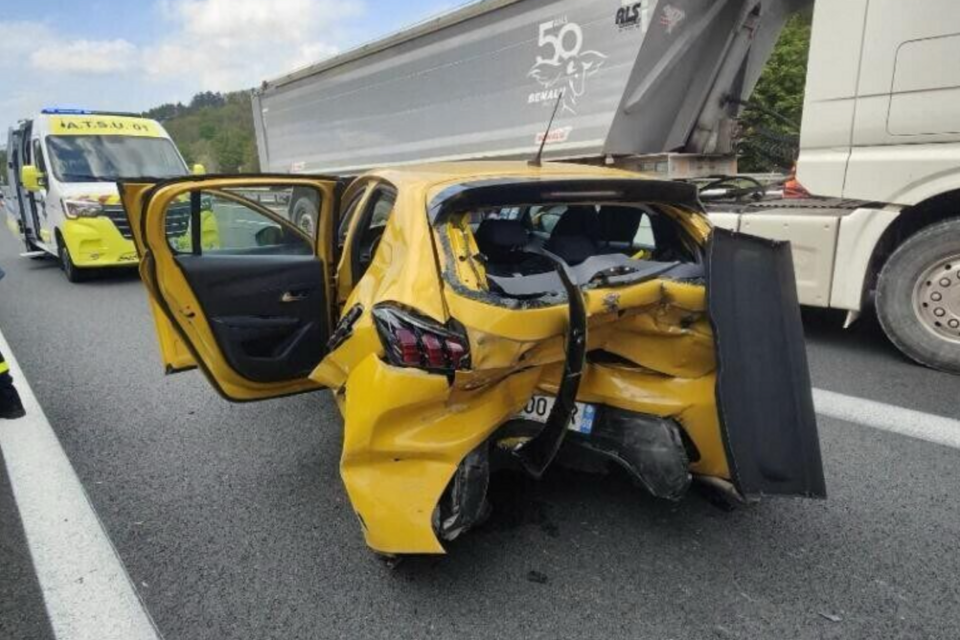 Joanna est persuadée d’avoir été victime d’un « freinage fantôme ». Sa voiture a été percutée par une autre.
