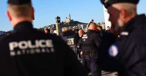 renfort massif de policiers dans le centre pour lutter contre les trafics
