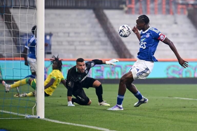 Rennes implose, Strasbourg sur sa lancée