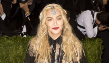 Madonna (66 ans) ensorcelante dans un body transparent en dentelle qui dévoile sa sublime poitrine