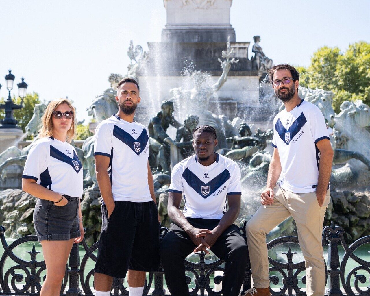 Le club dévoile les nouveaux maillots des Girondins de Bordeaux