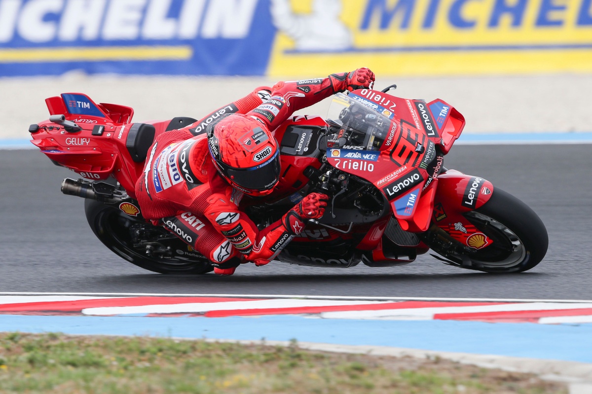 Marc Márquez inaugure le Balaton Park avec autorité