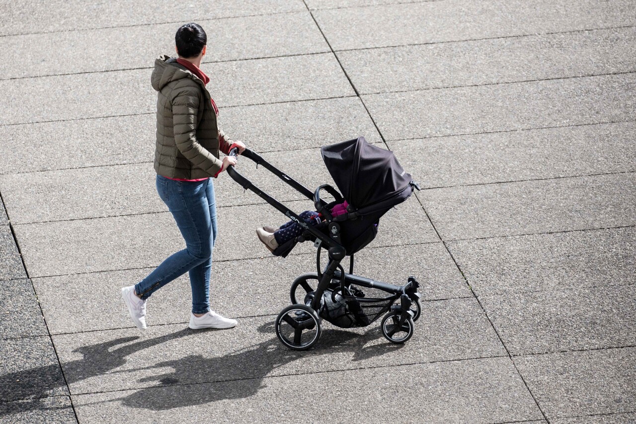 près de 300 enfants dorment à la rue à la veille de la rentrée en Île-de-France