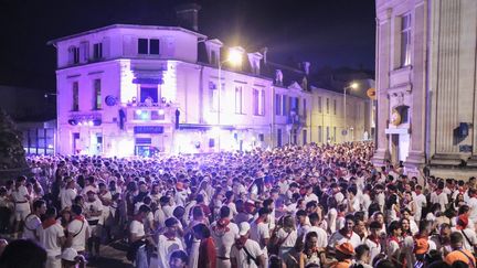 L'an dernier en 2024, la feria de Dax a accueilli 1,4 million de personnes, d'après les chiffres de la mairie (MATTHIEU SARTRE / MAXPPP)