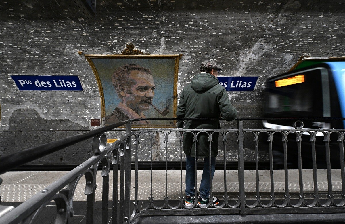 l'œuvre représentant Georges Brassens a été détruite à la station porte des Lilas
