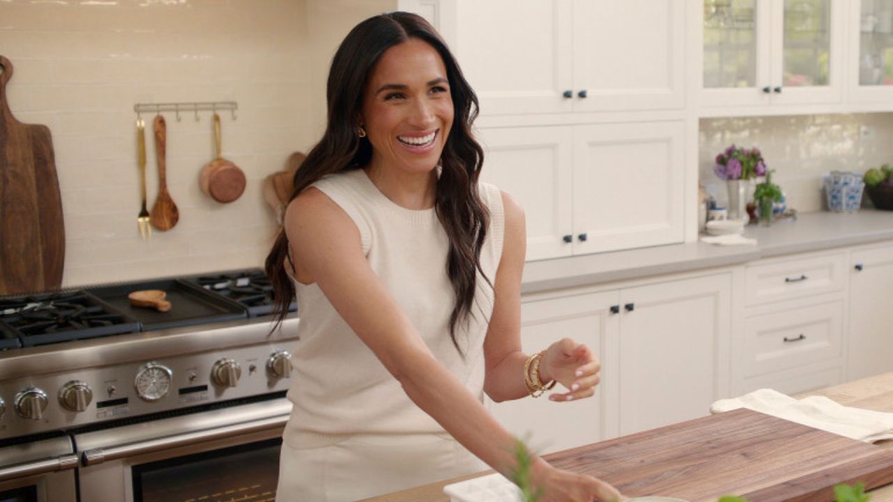 C'est la déconfiture pour Meghan Markle contrainte d'offrir de la confiture à ses clients après un gros mensonge