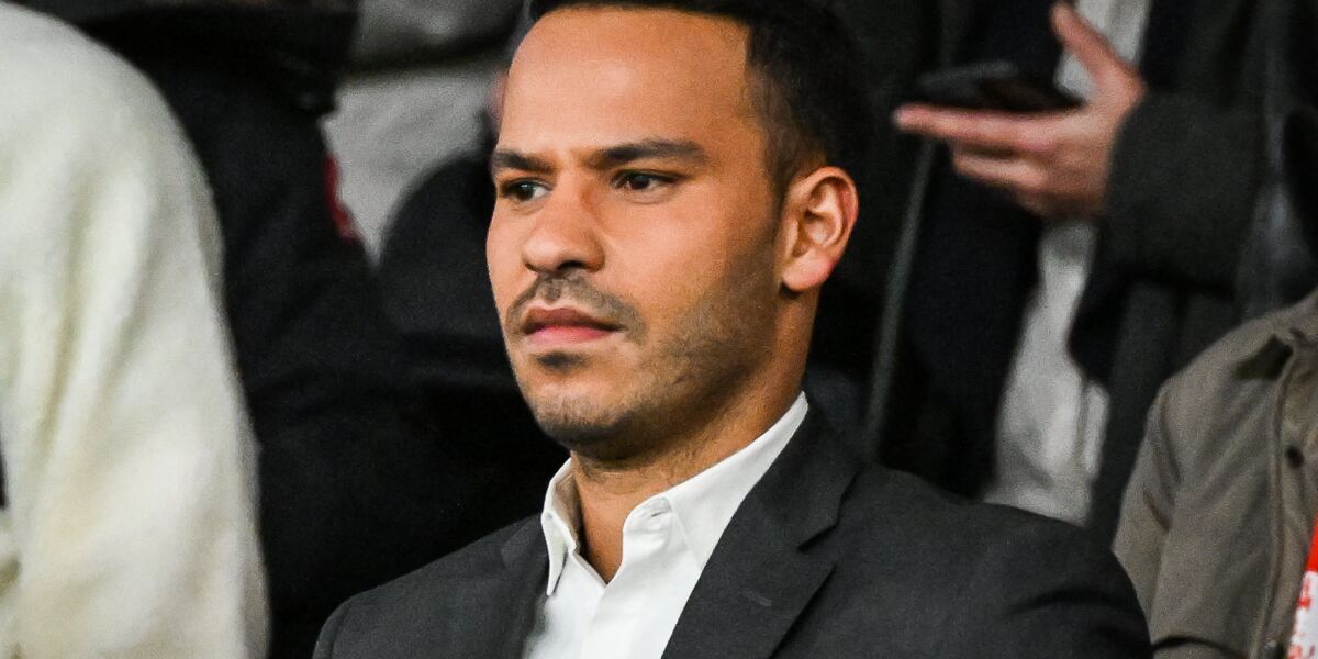 Sérieusement blessé à la main, Mohamed Bouhafsi admis aux urgences à quelques jours de son retour dans C à vous