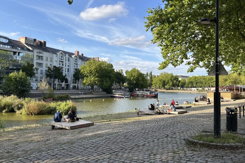 Les bords de Loire et de l'Erdre sont un excellant lieu de promenade pour profiter du soleil.