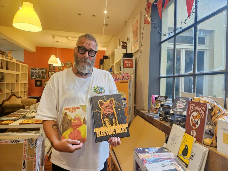 Nico à la librairie Le Tigre