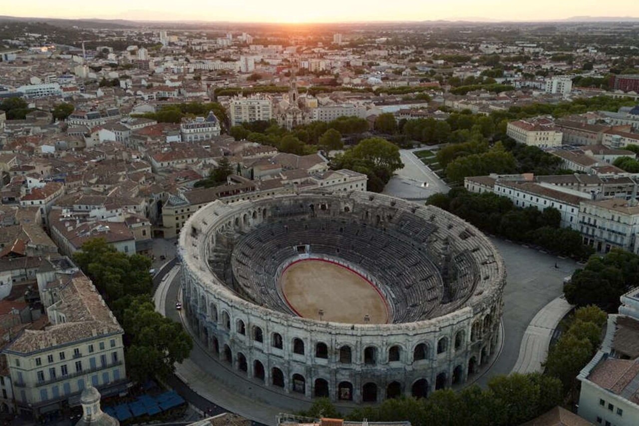 Economie. Dans ce domaine le centre-ville de Nîmes fait beaucoup mieux que celui de Montpellier...
