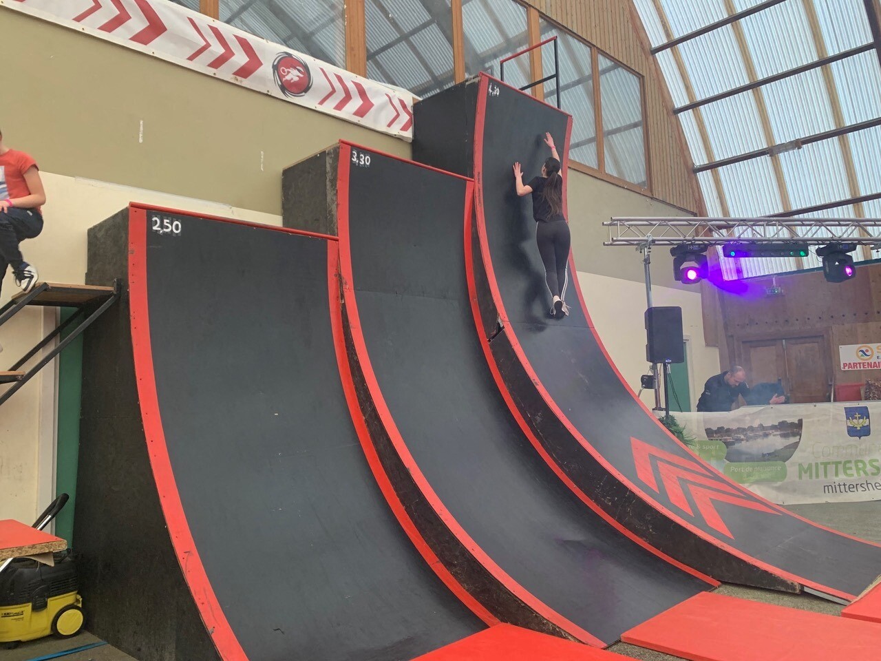 un parcours inspiré de Ninja warrior présent cette année