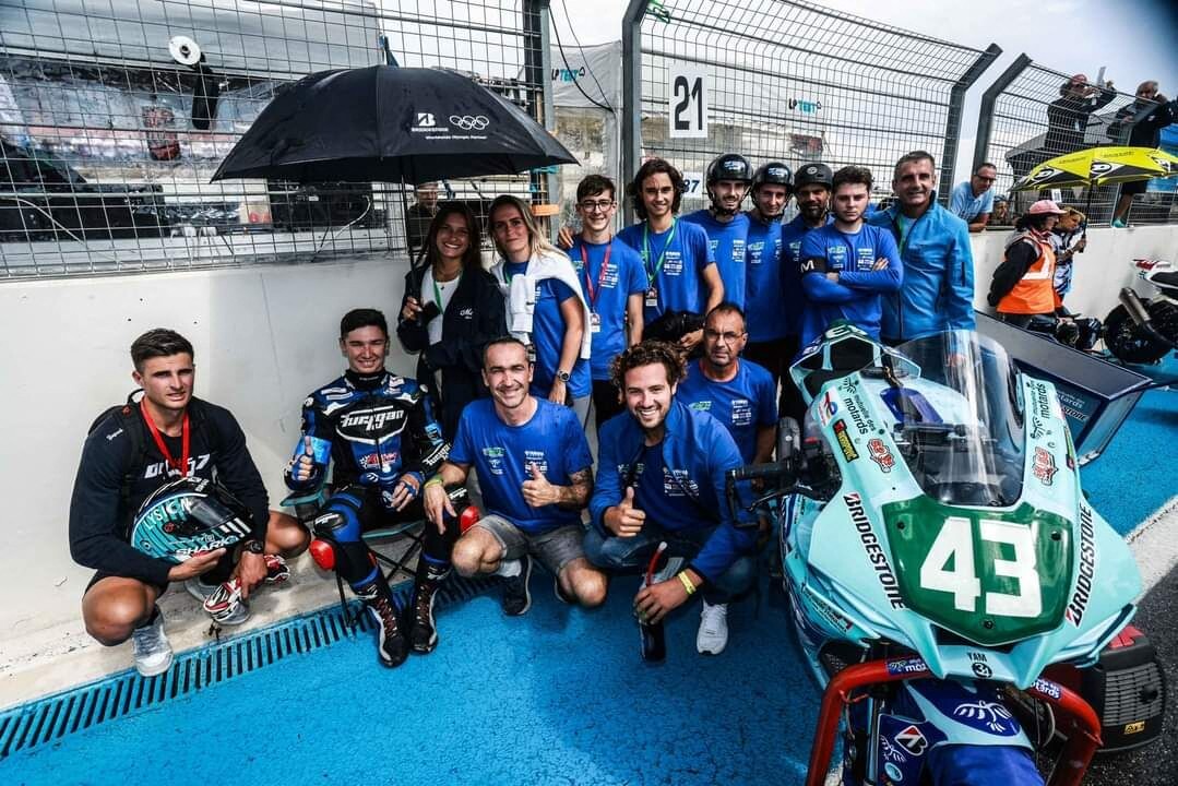 des lycéens montpelliérains à la conquête de la piste d’asphalte du Bol d'Or