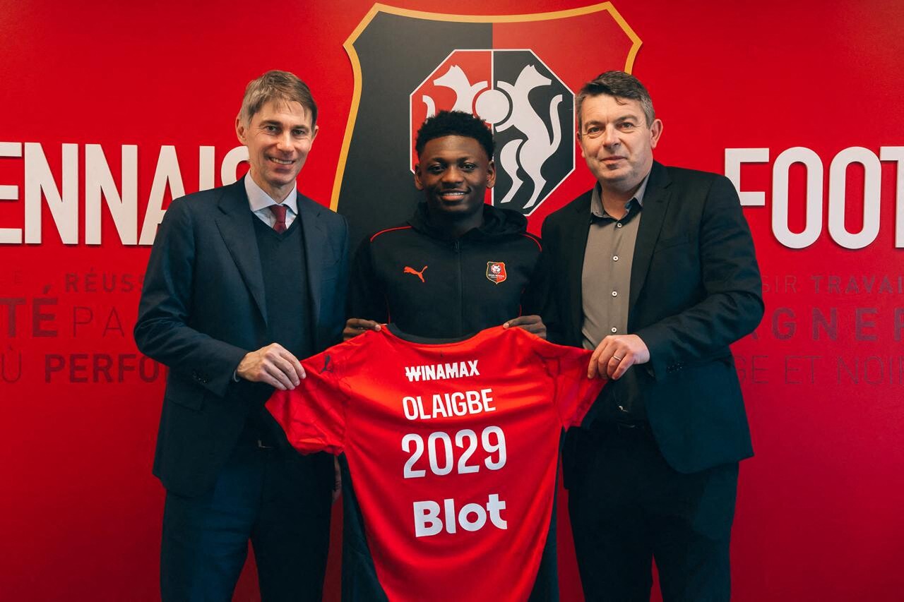 Omari s'envole pour Hambourg, Olaigbe a rejoint Trabzonspor