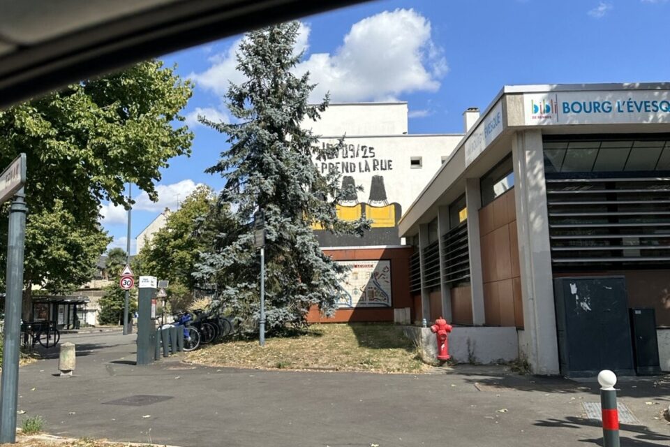 xxx