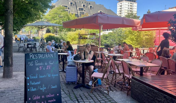 Paradis du fruit et ex Kohler-Rehm : les grandes terrasses à l’assaut de la place   Photo Alizée Chebboub-Courtin