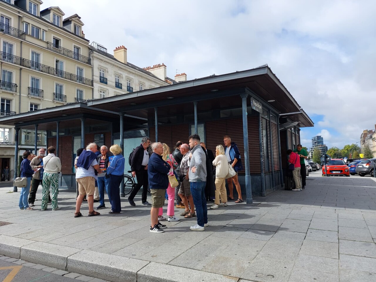 à deux jours de sa fermeture définitive, ils s'opposent toujours à sa démolition