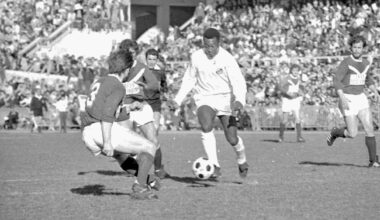 le but du « Roi Pelé » au stade Lescure à Bordeaux