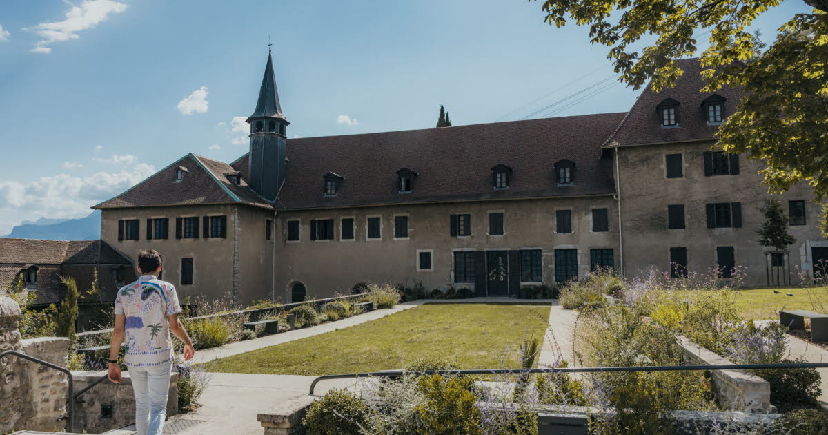Grenoble. Visite en transat des décors de la chapelle du Musée dauphinois ce dimanche