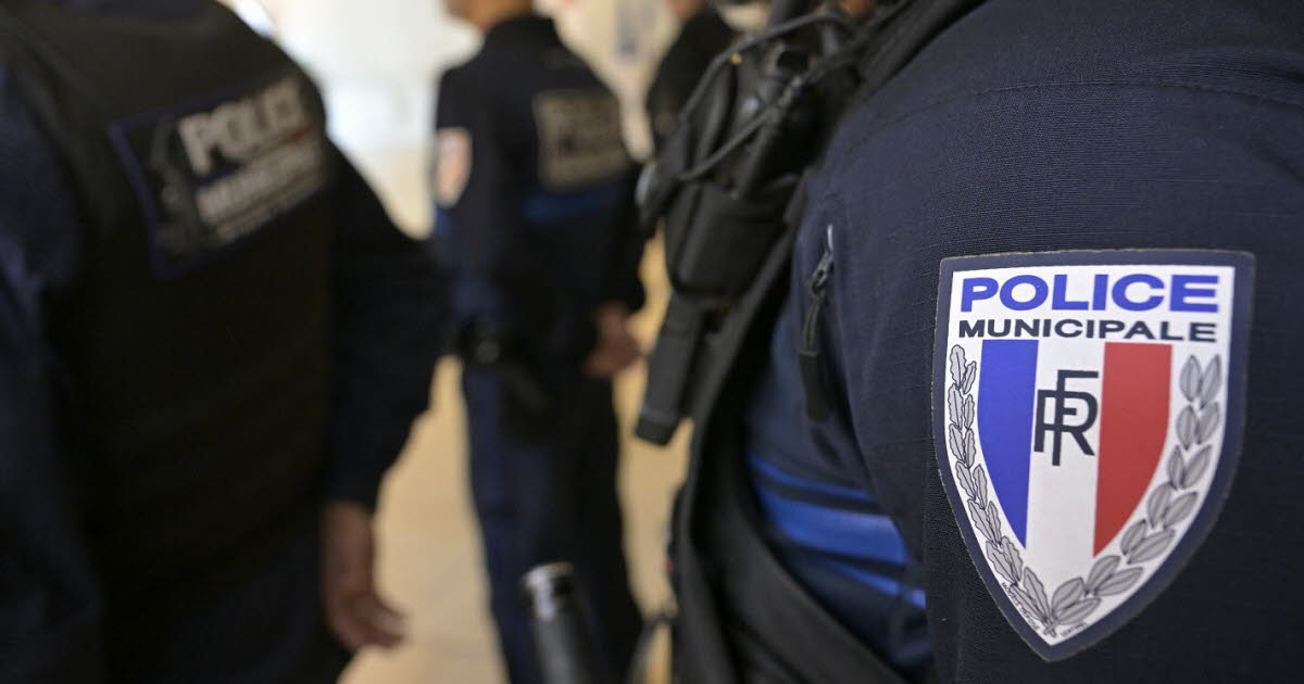 Métropole de Lyon. À 3 ans, il monte dans le bus tout seul et est retrouvé par les policiers municipaux