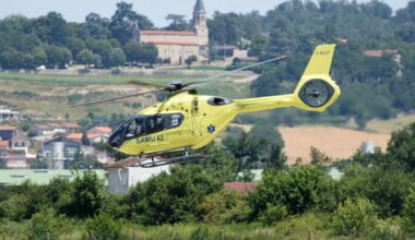 violent choc entre une moto et une voiture à Saint-Just-Malmont