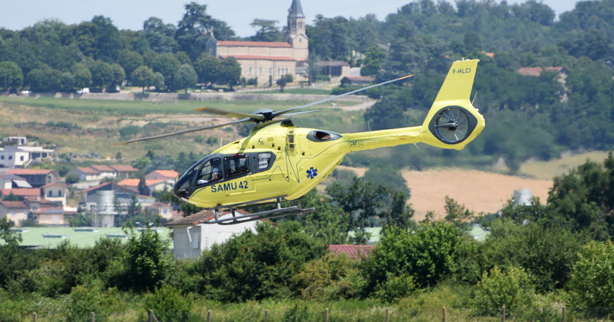 violent choc entre une moto et une voiture à Saint-Just-Malmont