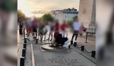 Paris. Trois mois de prison avec sursis pour celui qui a allumé sa cigarette avec la flamme du Soldat inconnu